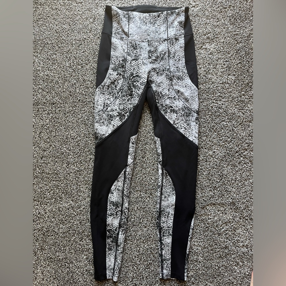 Lululemon Leggings Womens 6 Sweat Repeat 28" Serigraph Starlight Black Multi Run